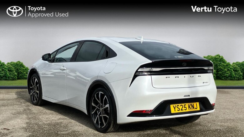 Toyota Prius 2.0 PHEV Design 5dr CVT Hatchback